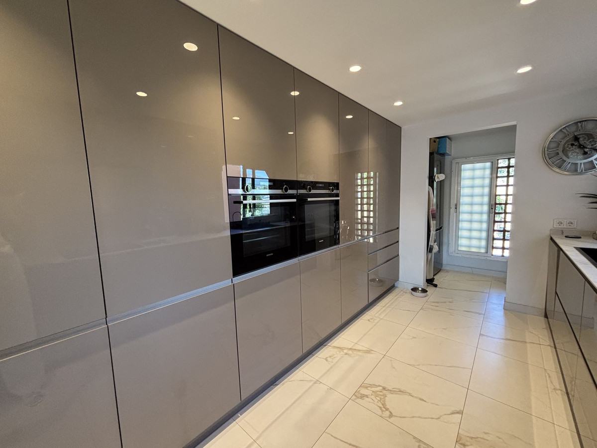 Appartement te koop in Guadalmina Baja | 3 slaapkamers H5139022