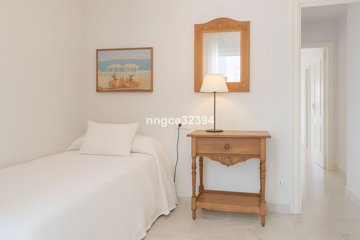 Appartement te koop in Guadalmina Baja | 5 slaapkamers H5148277