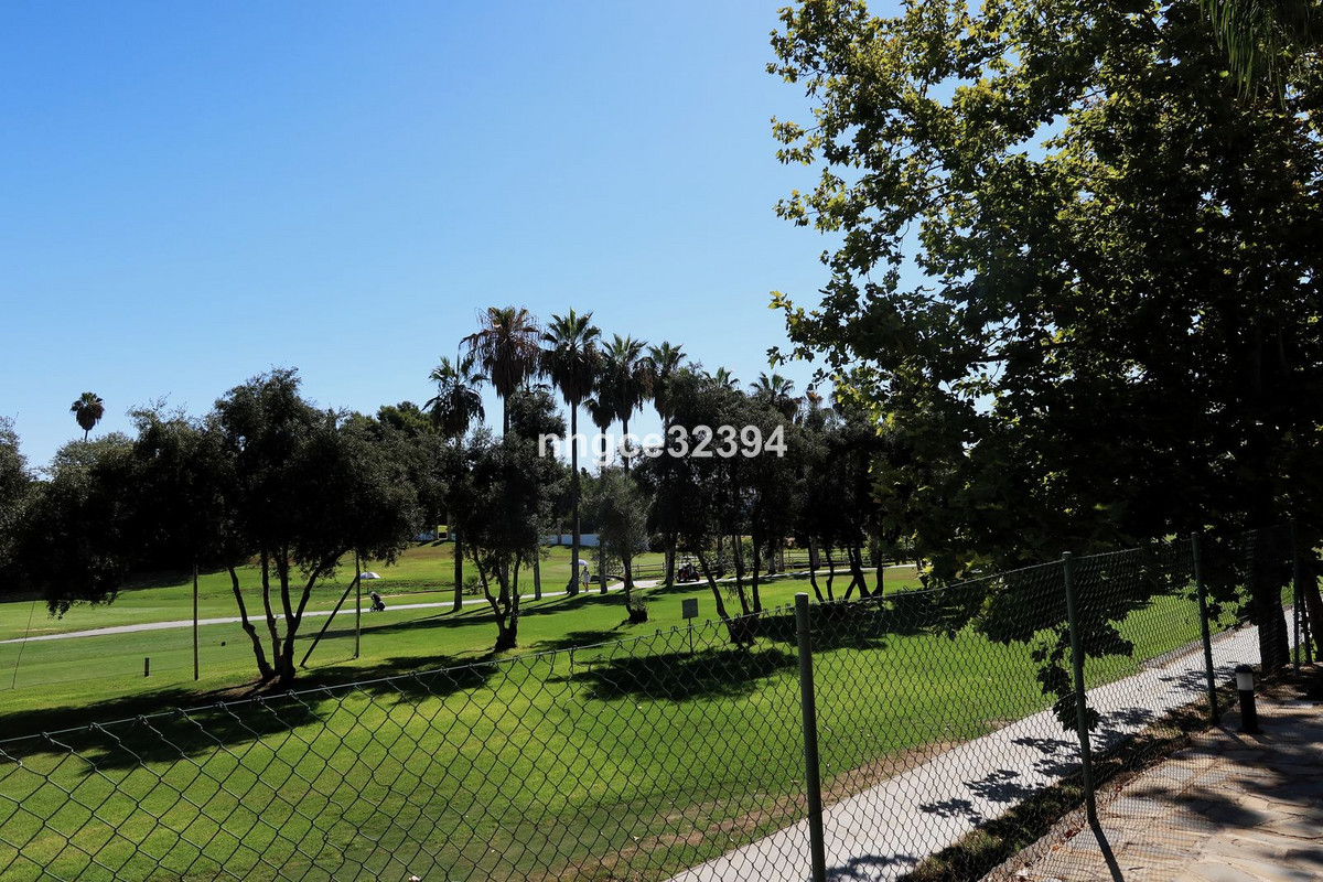 Appartement te koop in Guadalmina Baja | 5 slaapkamers H5148277