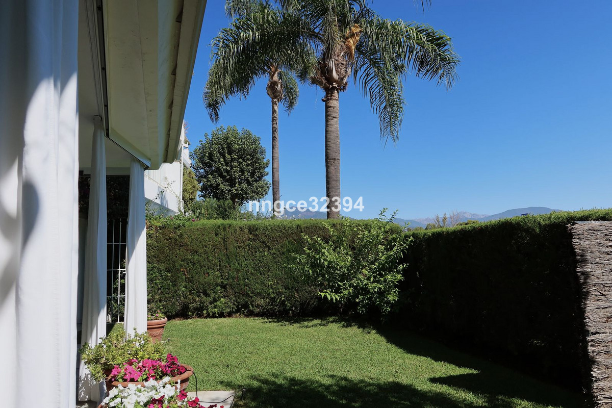 Appartement te koop in Guadalmina Baja | 5 slaapkamers H5148277