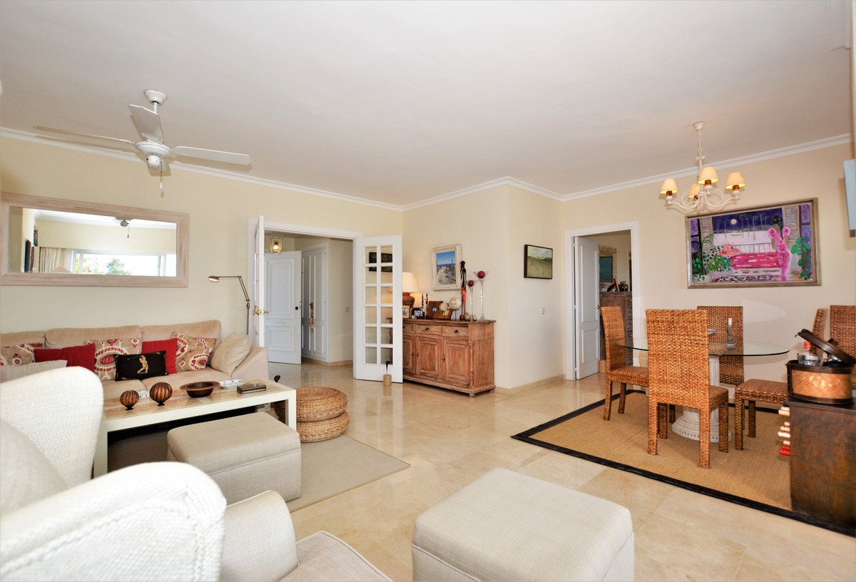 Appartement te koop in Guadalmina Baja | 2 slaapkamers H5158276