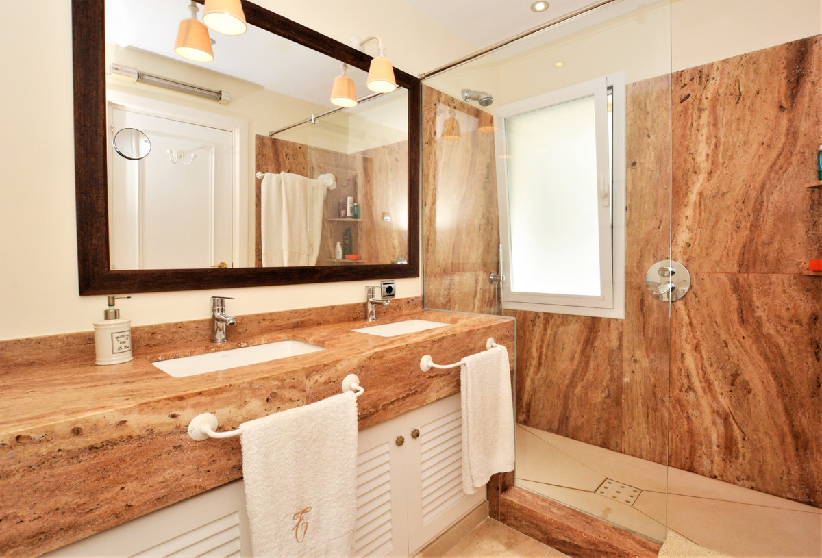 Appartement te koop in Guadalmina Baja | 2 slaapkamers H5158276