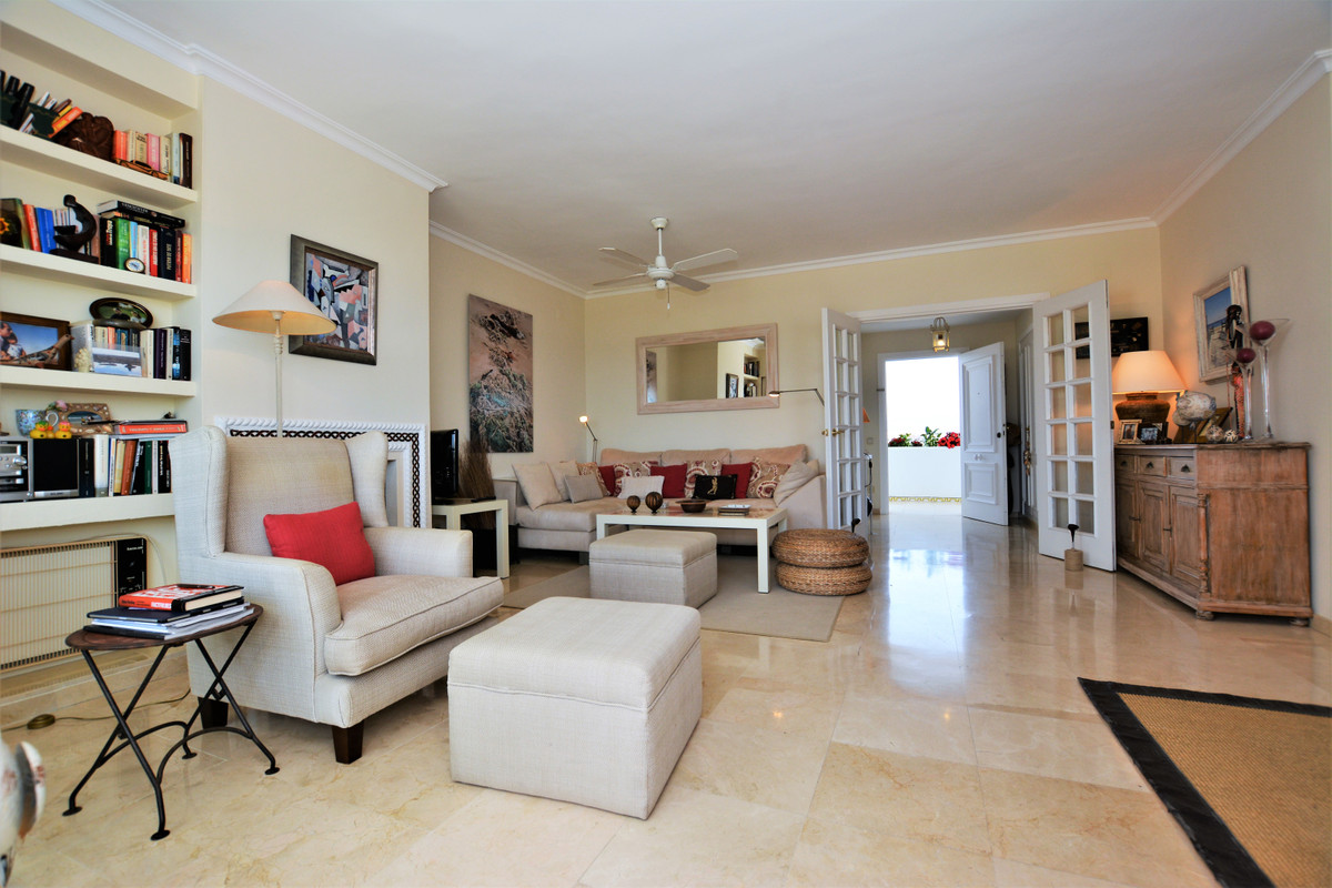 Appartement te koop in Guadalmina Baja | 2 slaapkamers H5158276
