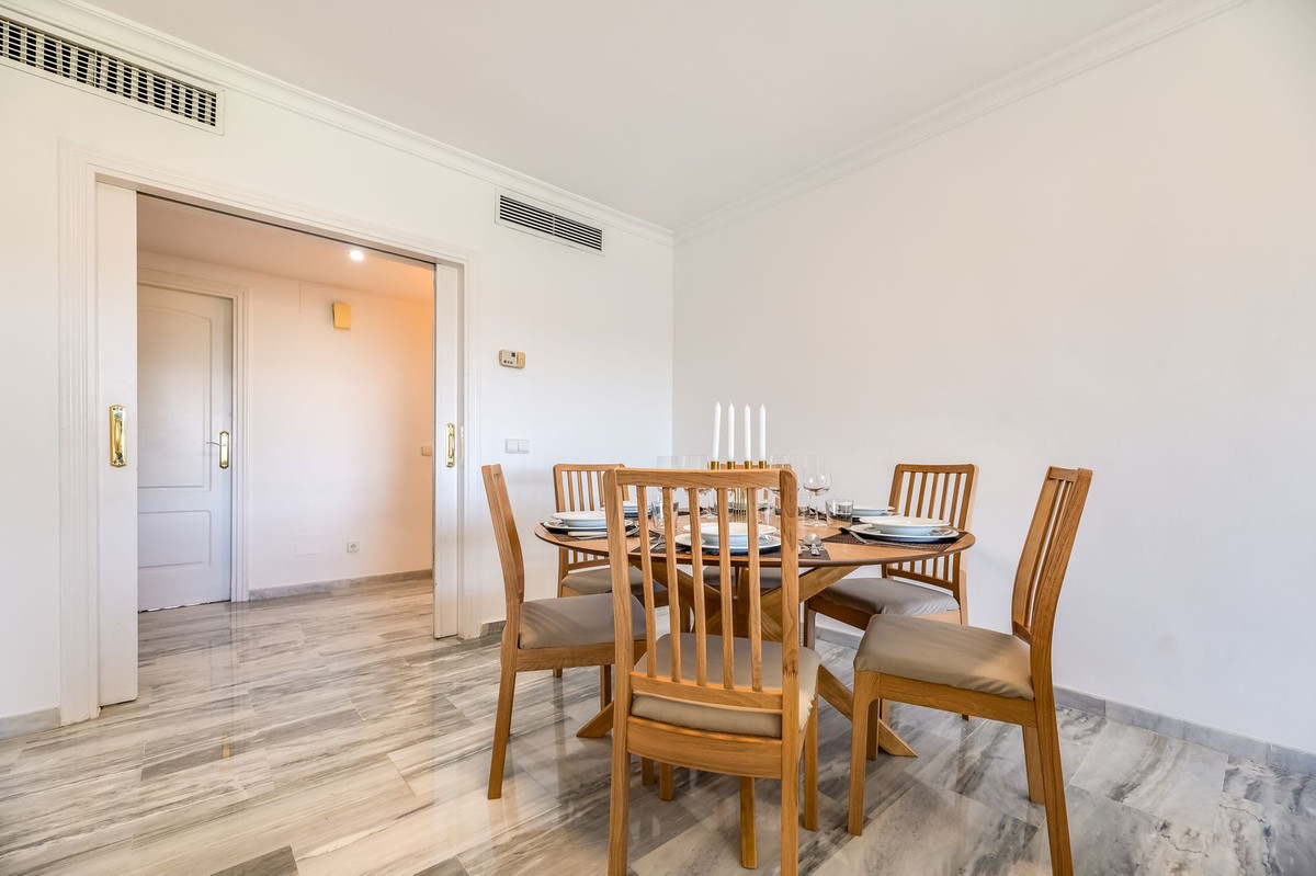 Appartement te koop in Guadalmina Baja | 3 slaapkamers H5222326