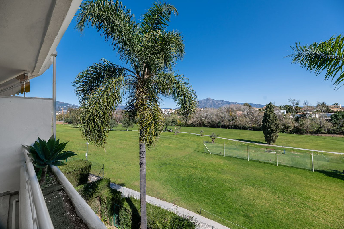 Appartement te koop in Guadalmina Baja | 3 slaapkamers H5222326