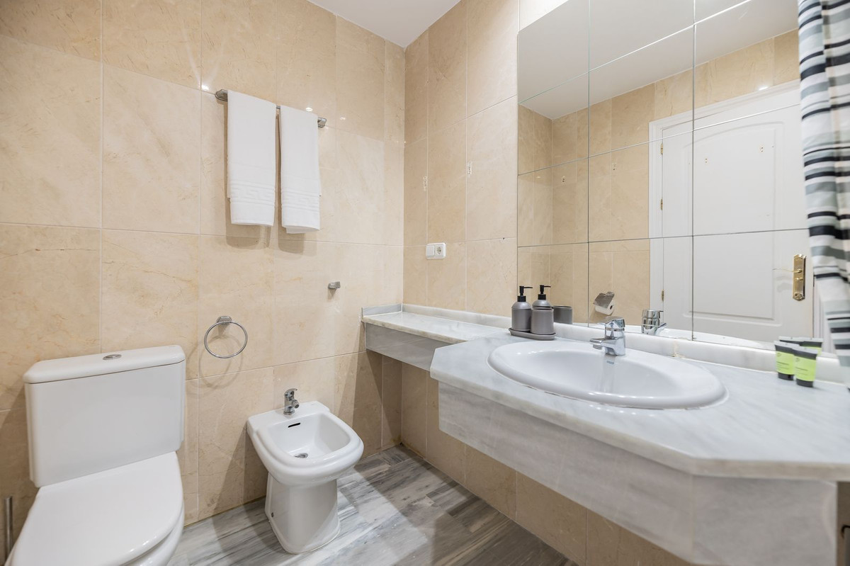 Appartement te koop in Guadalmina Baja | 3 slaapkamers H5222326