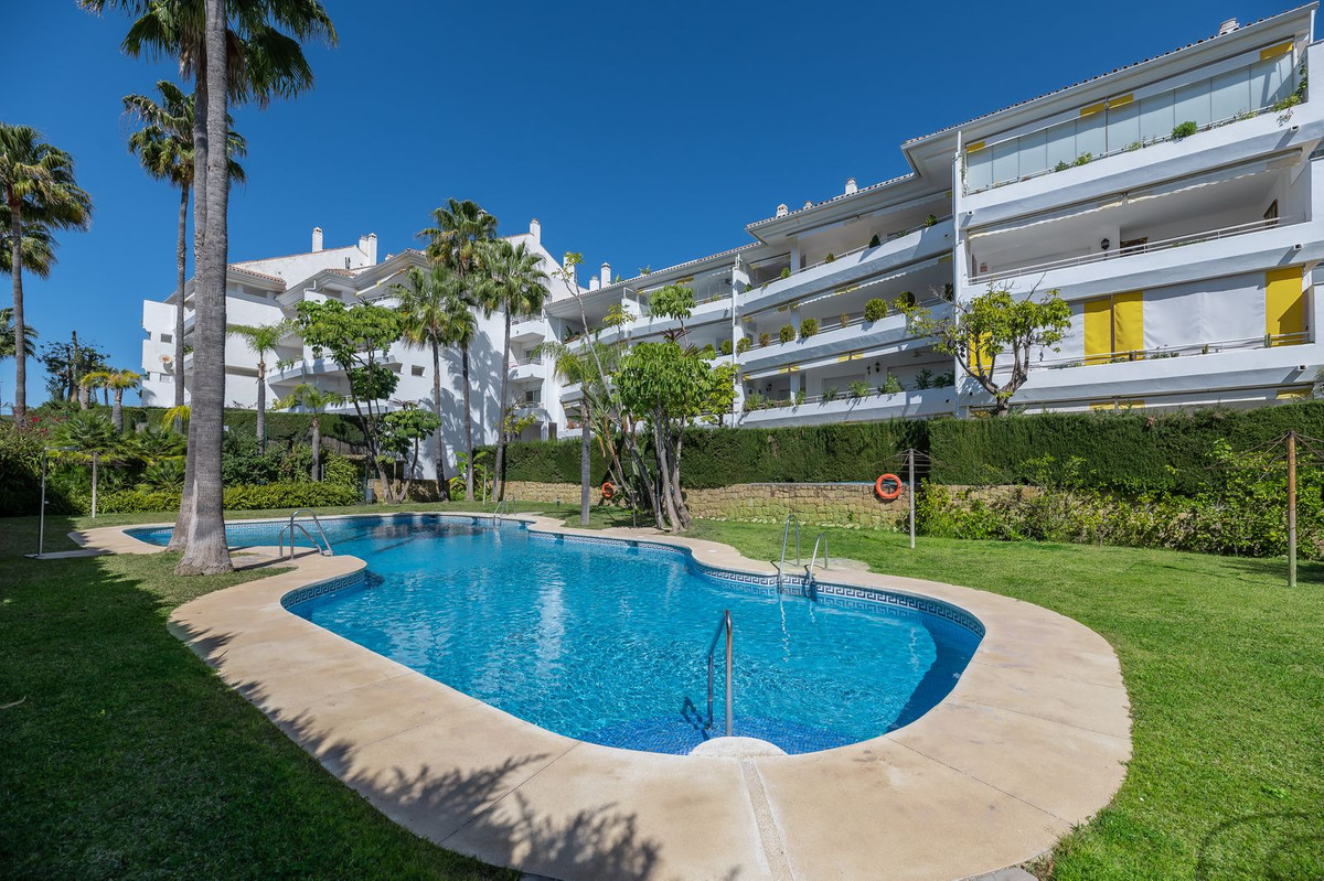 Appartement te koop in Guadalmina Baja | 3 slaapkamers H5222326