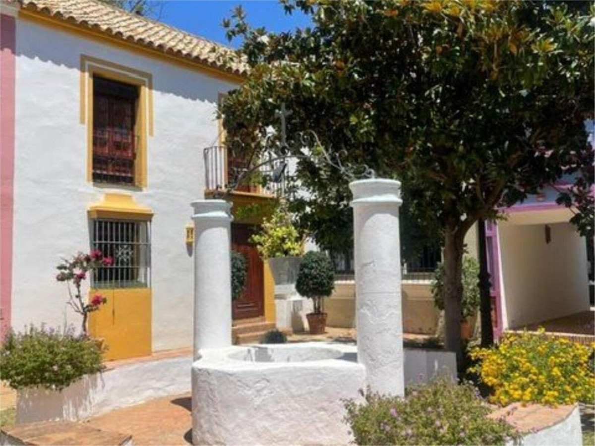 Huis te koop in Guadalmina Baja | 2 slaapkamers H5288722