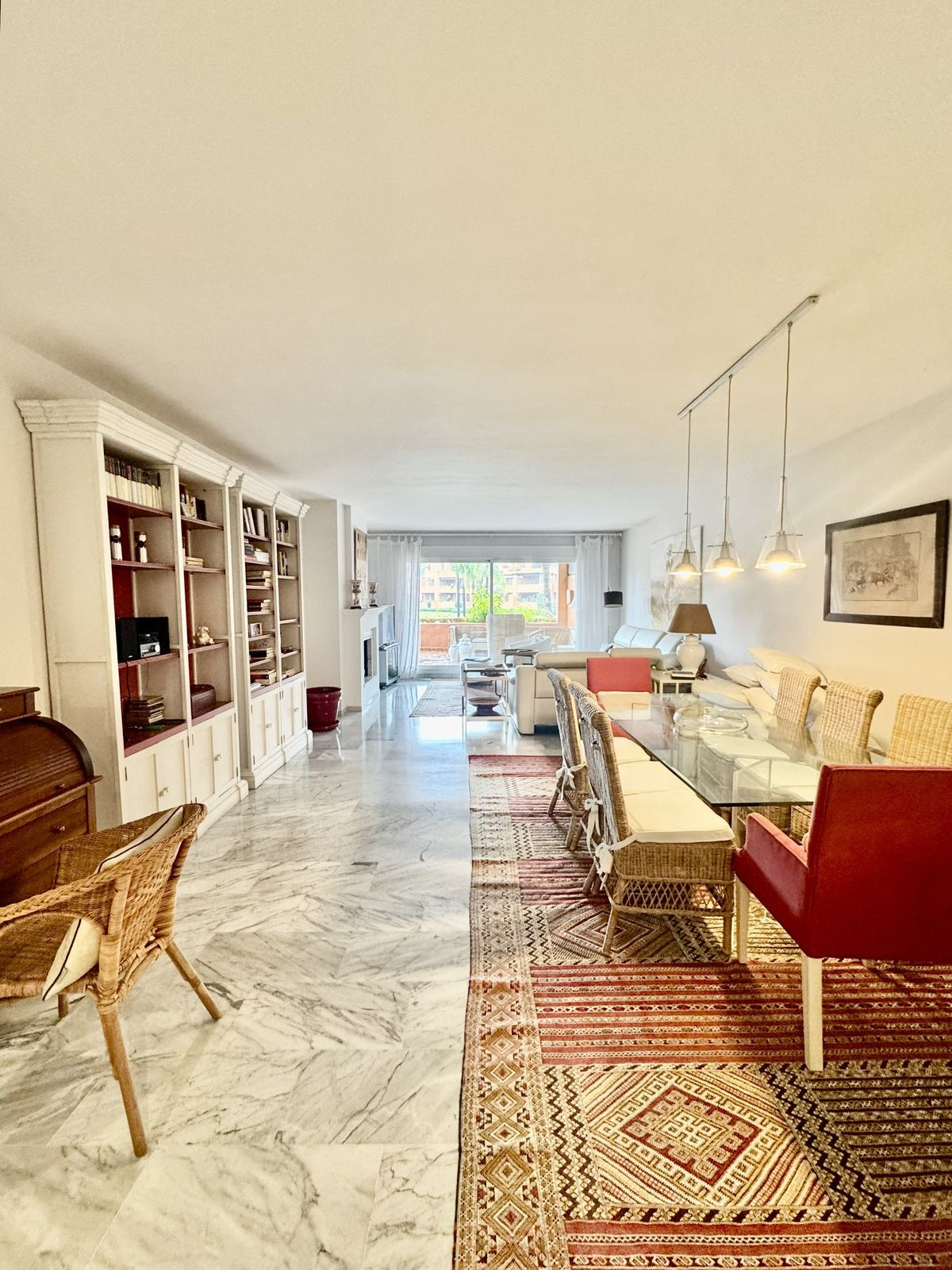 Appartement te koop in Guadalmina Baja | 4 slaapkamers H5295298