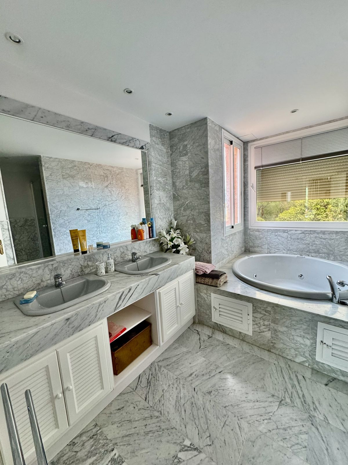 Appartement te koop in Guadalmina Baja | 4 slaapkamers H5295298