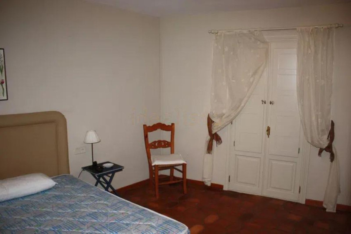 Huis te koop in Guadalmina Baja | 3 slaapkamers H5296708