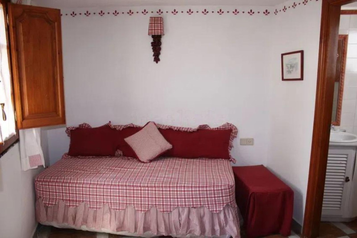 Huis te koop in Guadalmina Baja | 3 slaapkamers H5296708