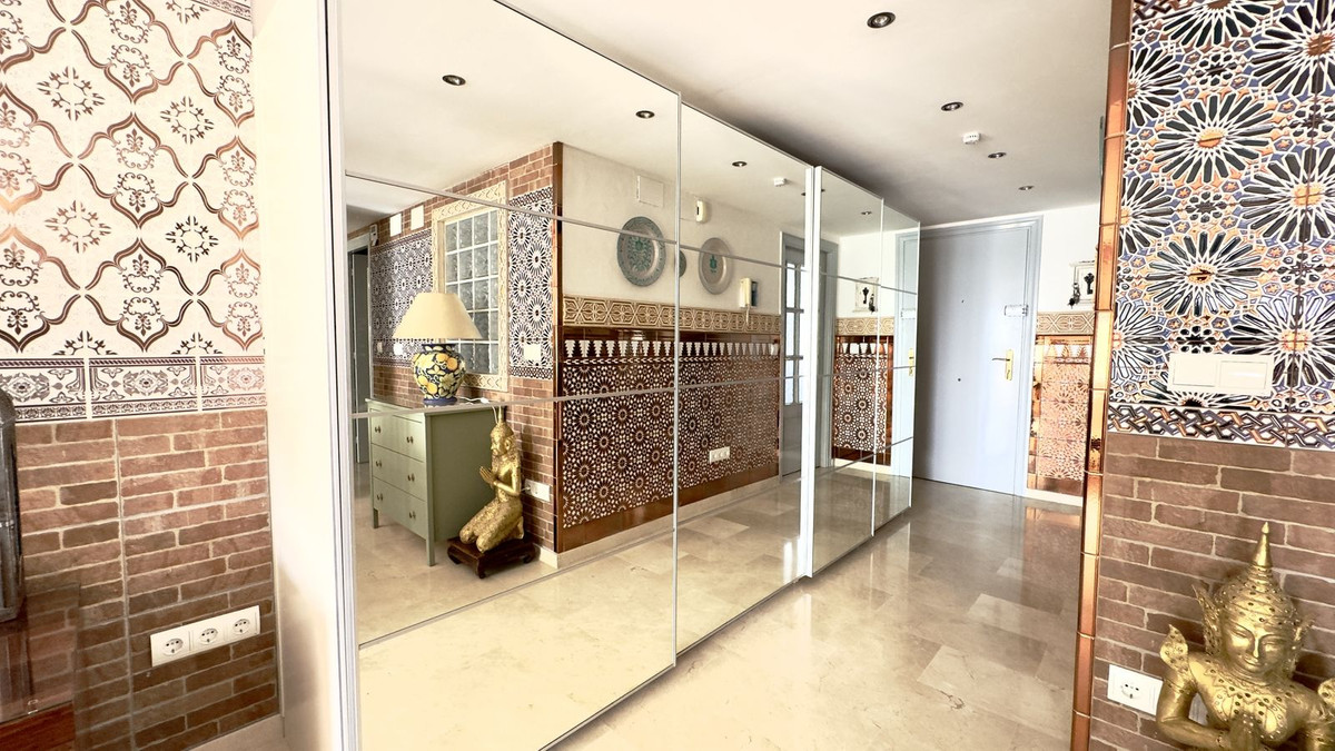 Appartement te koop in Guadalmina Baja | 2 slaapkamers H5302732