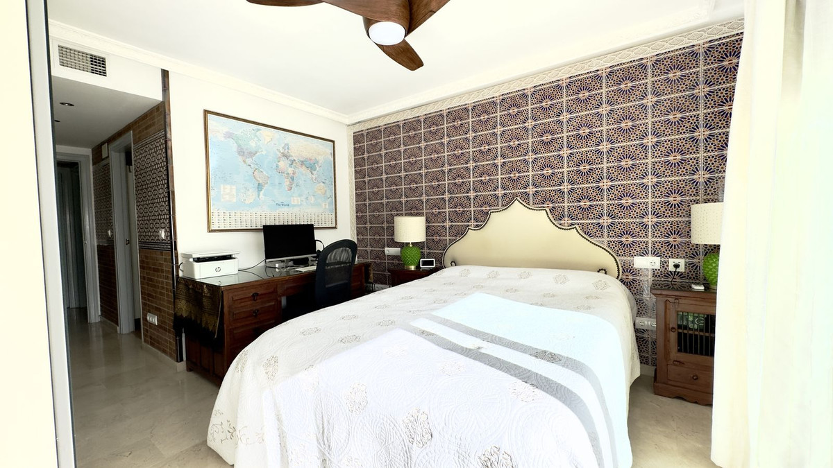 Appartement te koop in Guadalmina Baja | 2 slaapkamers H5302732