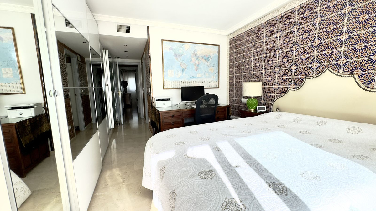 Appartement te koop in Guadalmina Baja | 2 slaapkamers H5302732