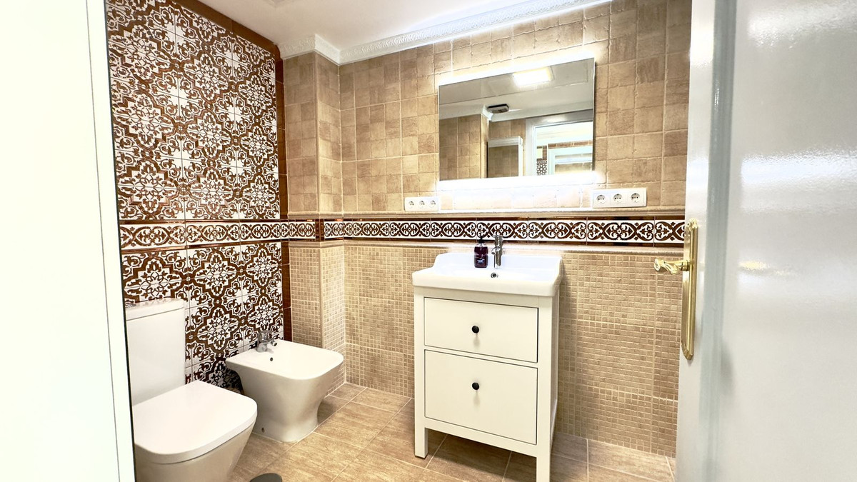 Appartement te koop in Guadalmina Baja | 2 slaapkamers H5302732