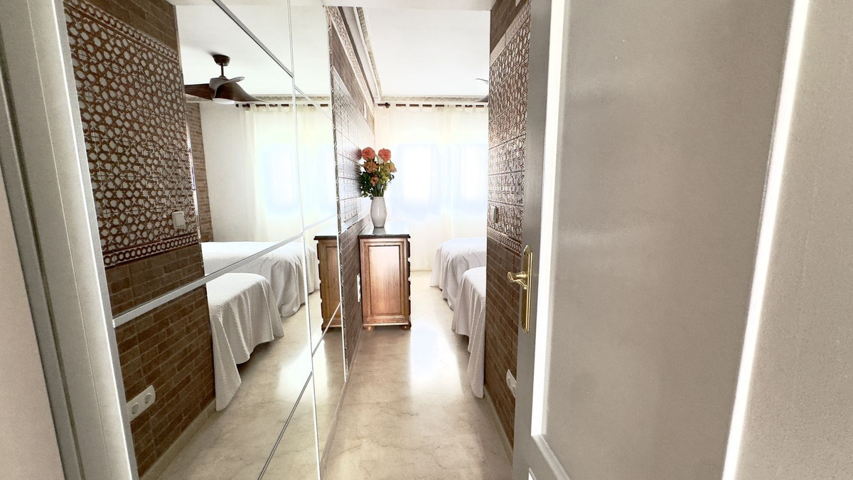 Appartement te koop in Guadalmina Baja | 2 slaapkamers H5302732