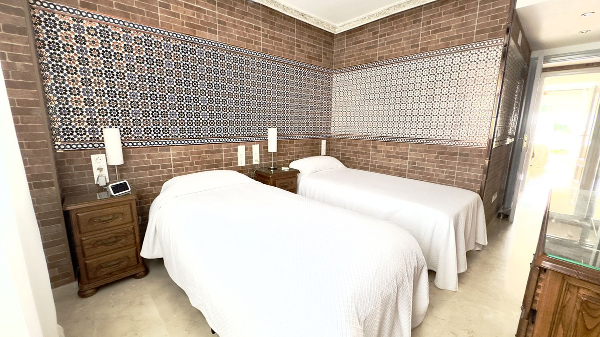 Appartement te koop in Guadalmina Baja | 2 slaapkamers H5302732