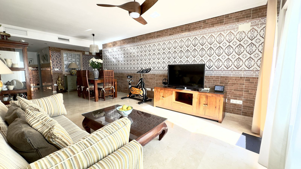 Appartement te koop in Guadalmina Baja | 2 slaapkamers H5302732