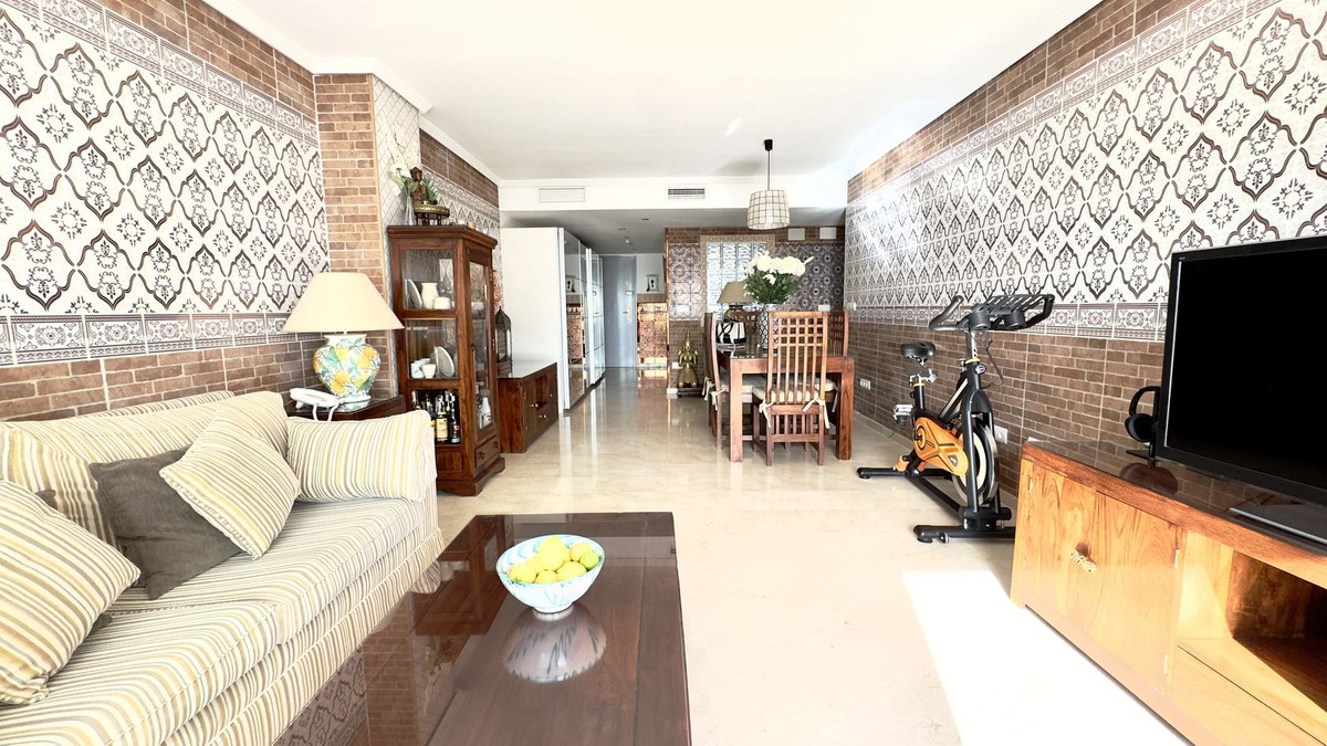 Appartement te koop in Guadalmina Baja | 2 slaapkamers H5302732