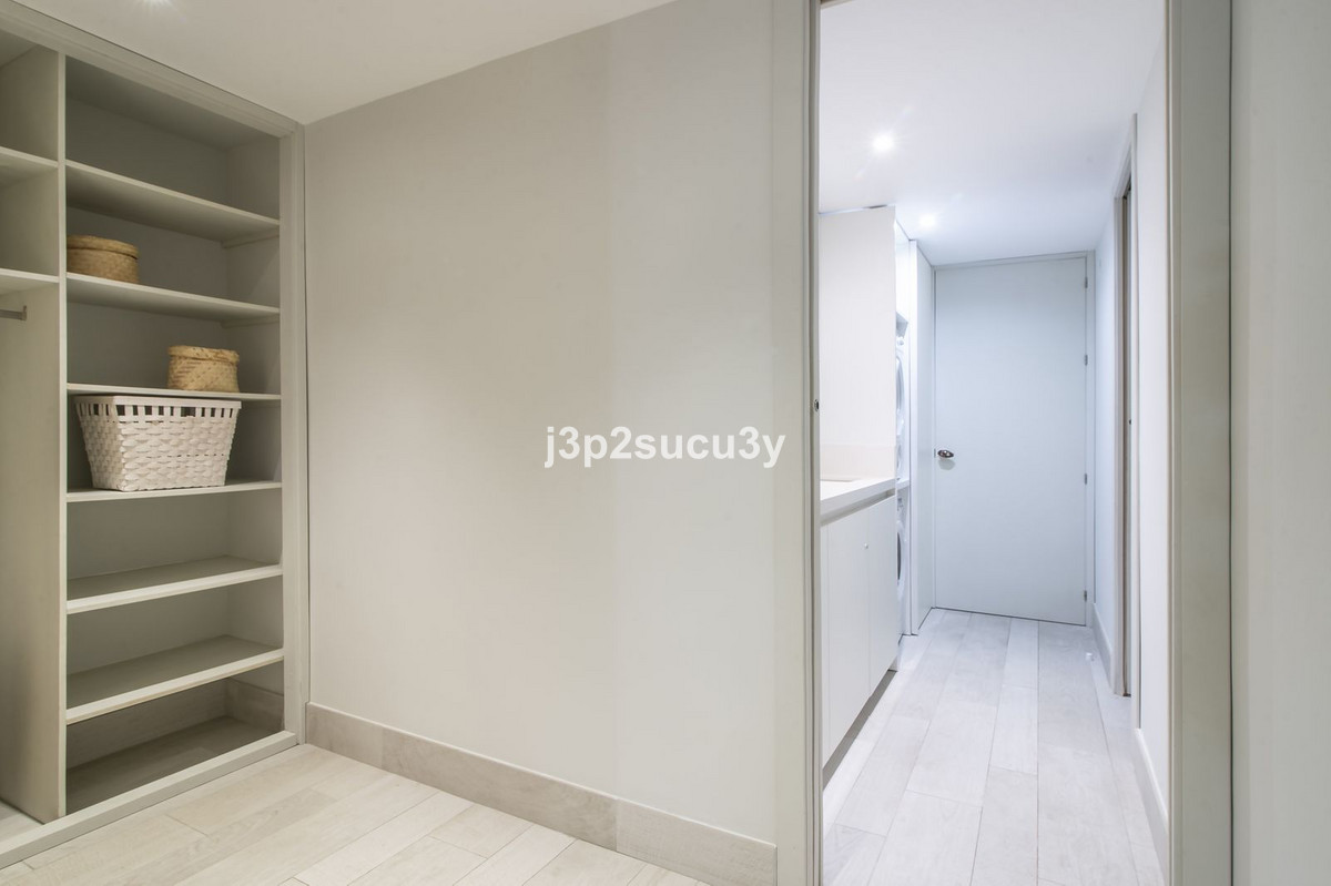 Appartement te koop in Guadalmina Baja | 3 slaapkamers H5310721