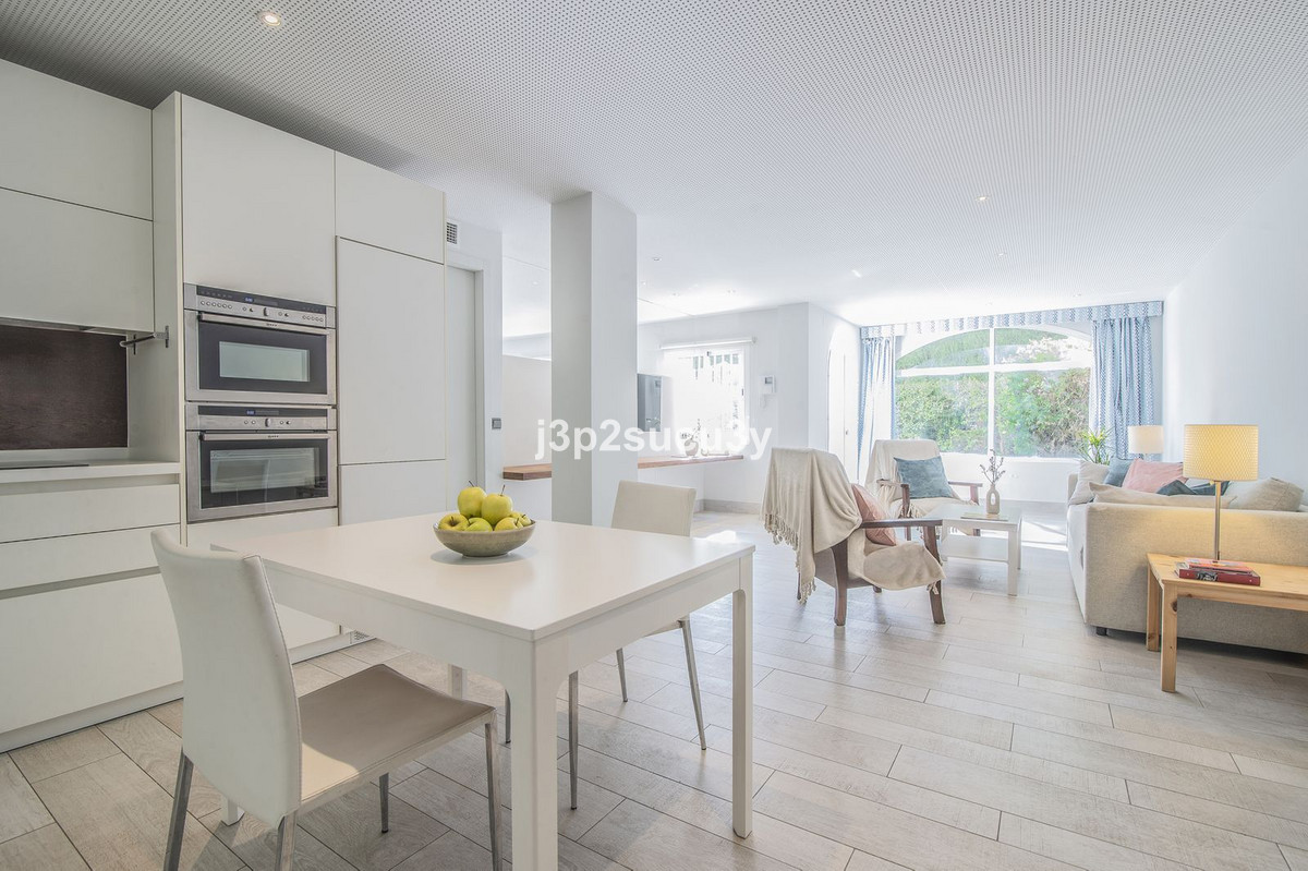 Appartement te koop in Guadalmina Baja | 3 slaapkamers H5310721