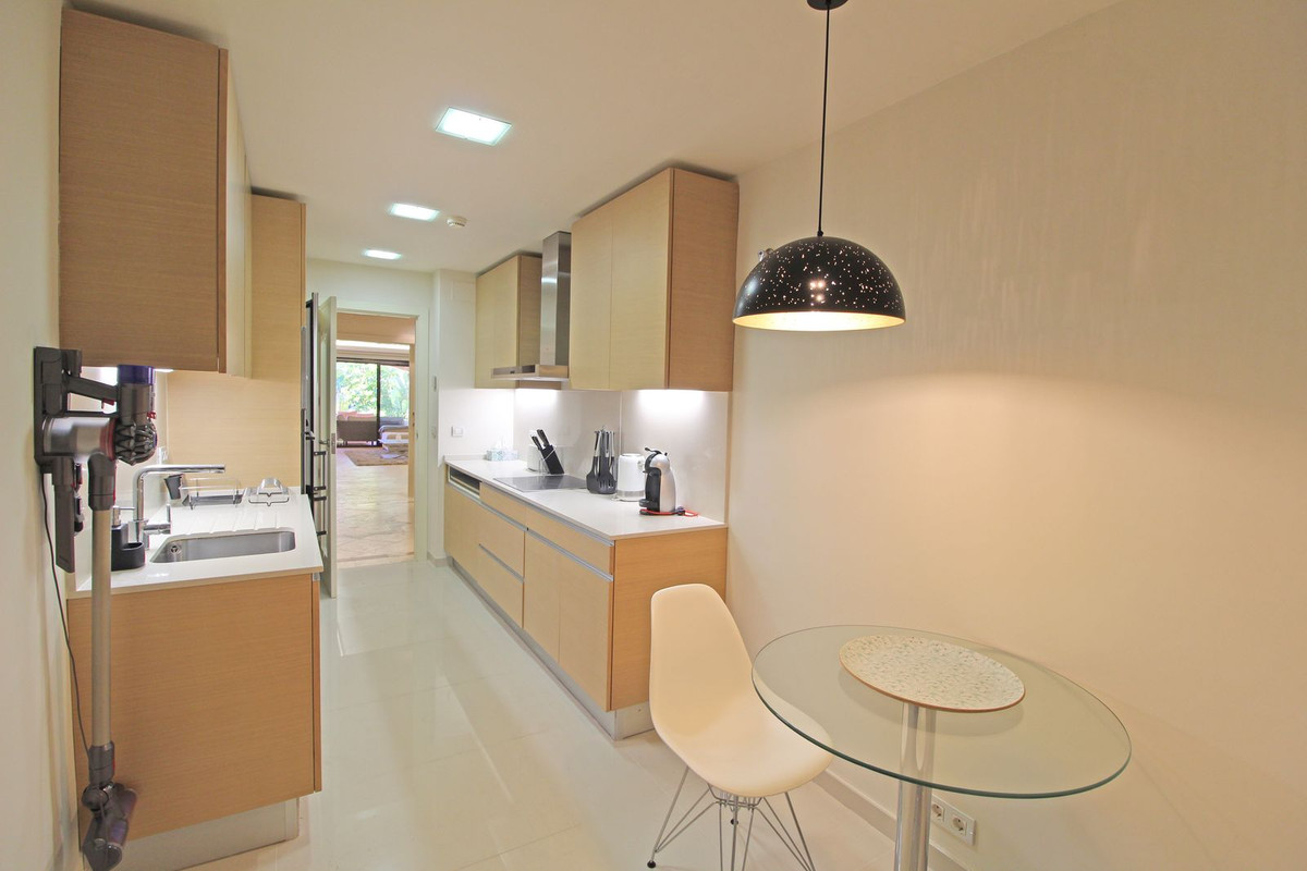 Appartement te koop in Guadalmina Baja | 2 slaapkamers H5337001