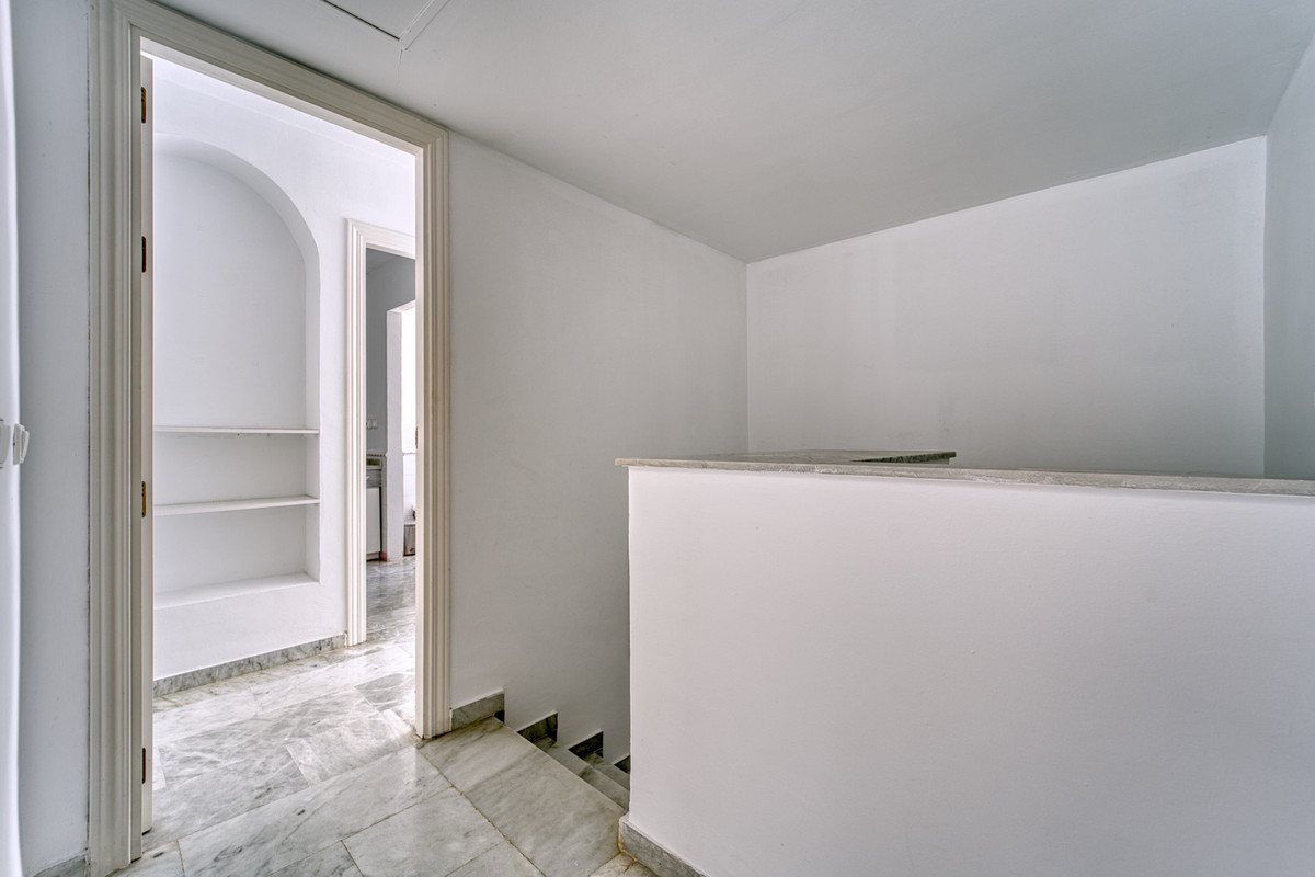 Appartement te koop in Guadalmina Baja | 5 slaapkamers H5338156