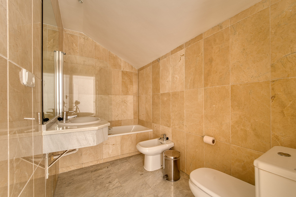 Appartement te koop in Guadalmina Baja | 5 slaapkamers H5338156