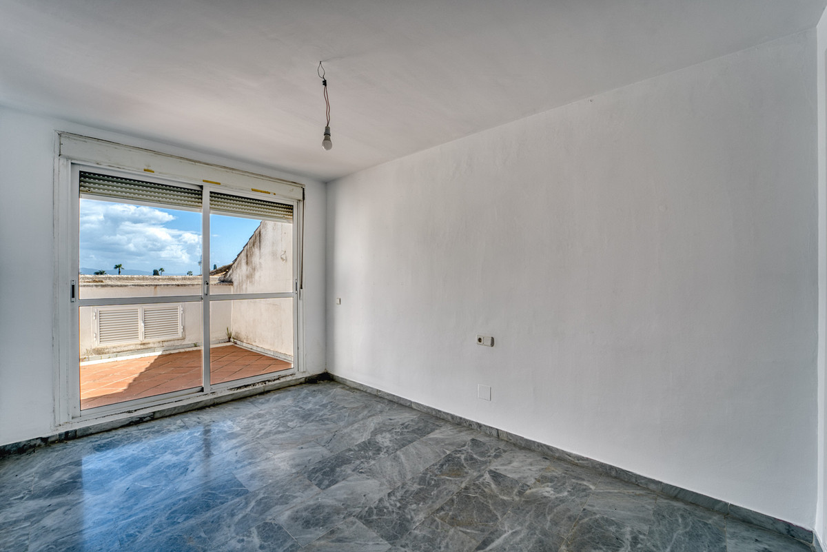 Appartement te koop in Guadalmina Baja | 5 slaapkamers H5338156