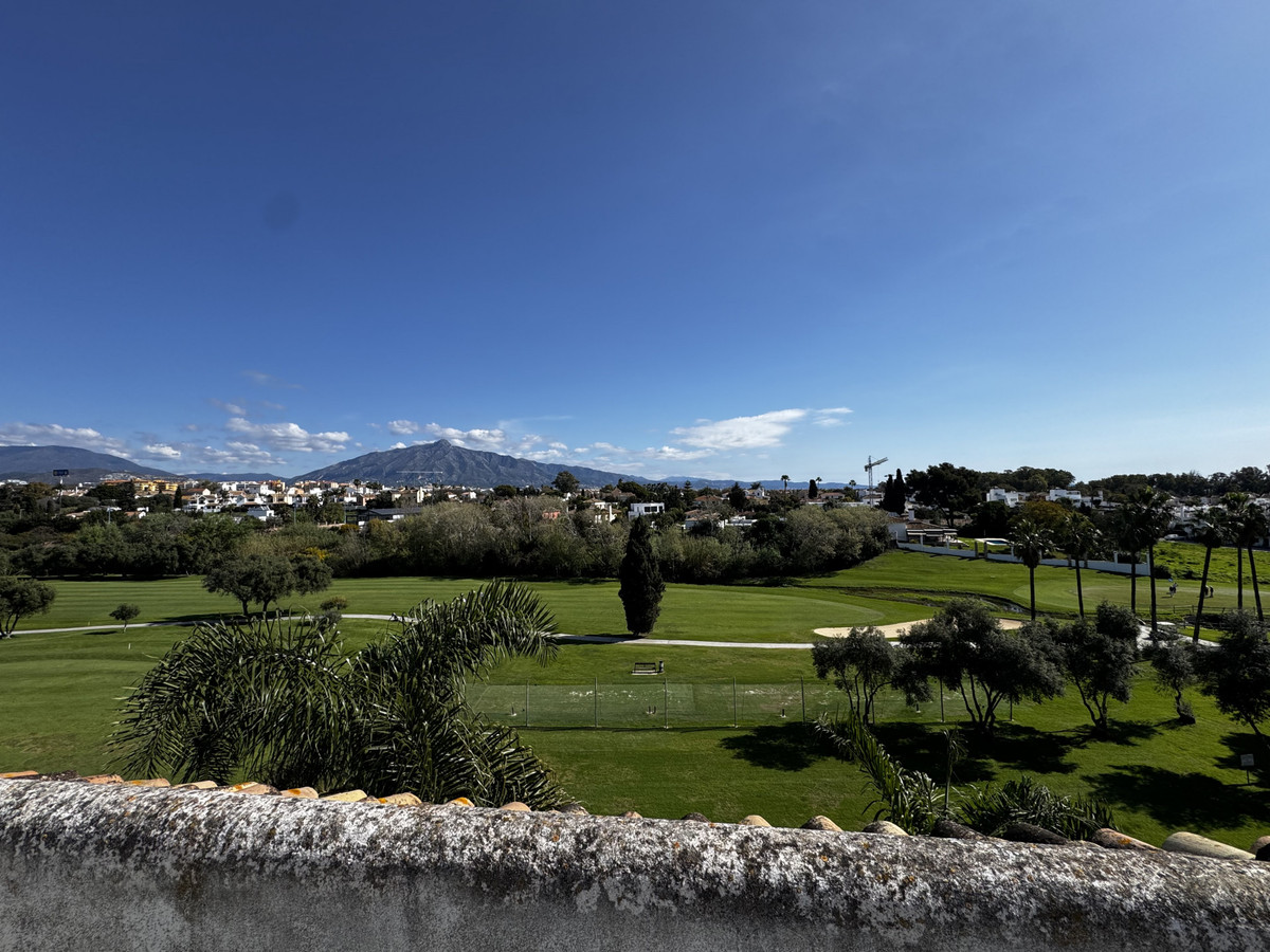 Appartement te koop in Guadalmina Baja | 5 slaapkamers H5338156