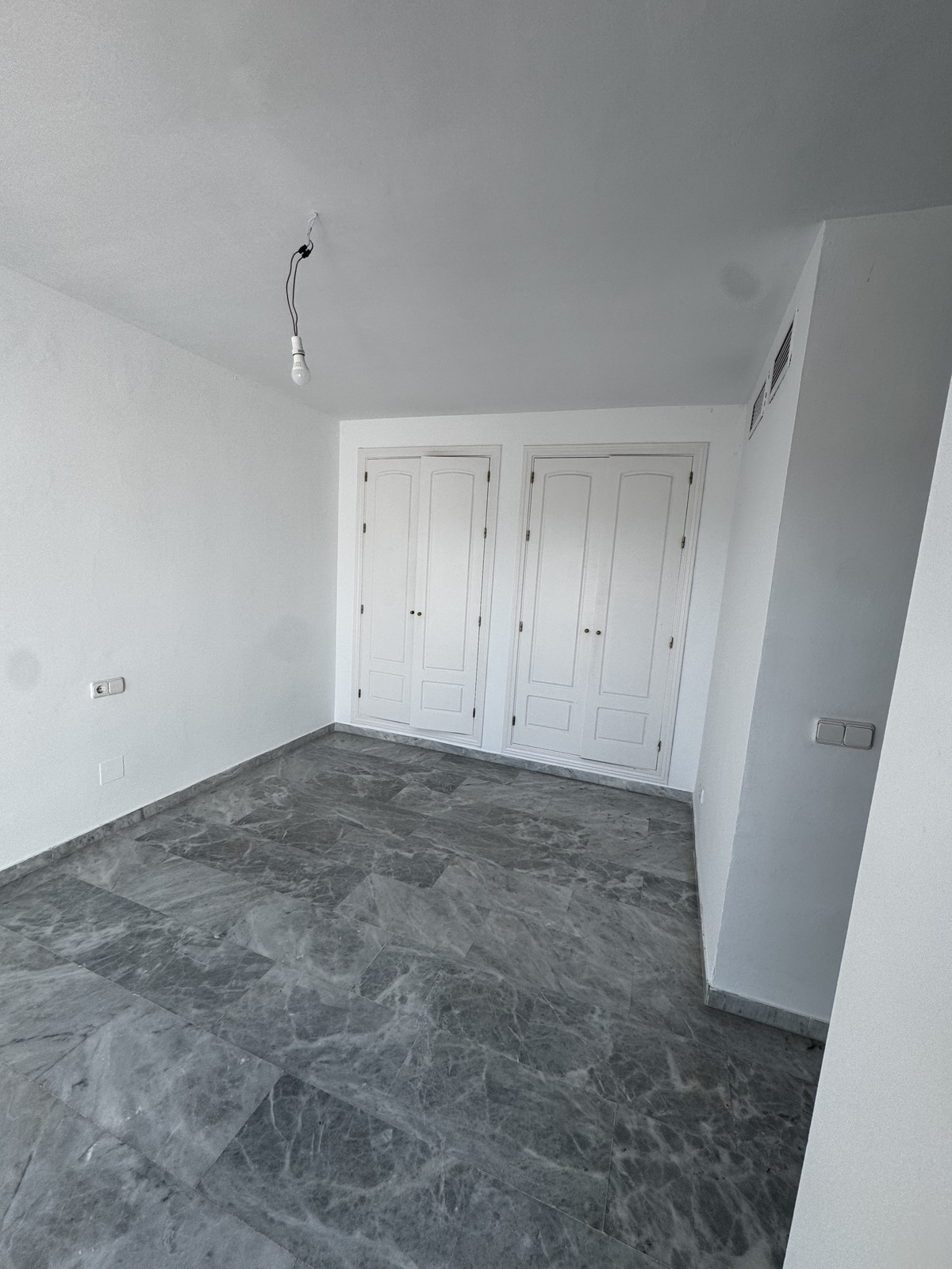 Appartement te koop in Guadalmina Baja | 5 slaapkamers H5338156