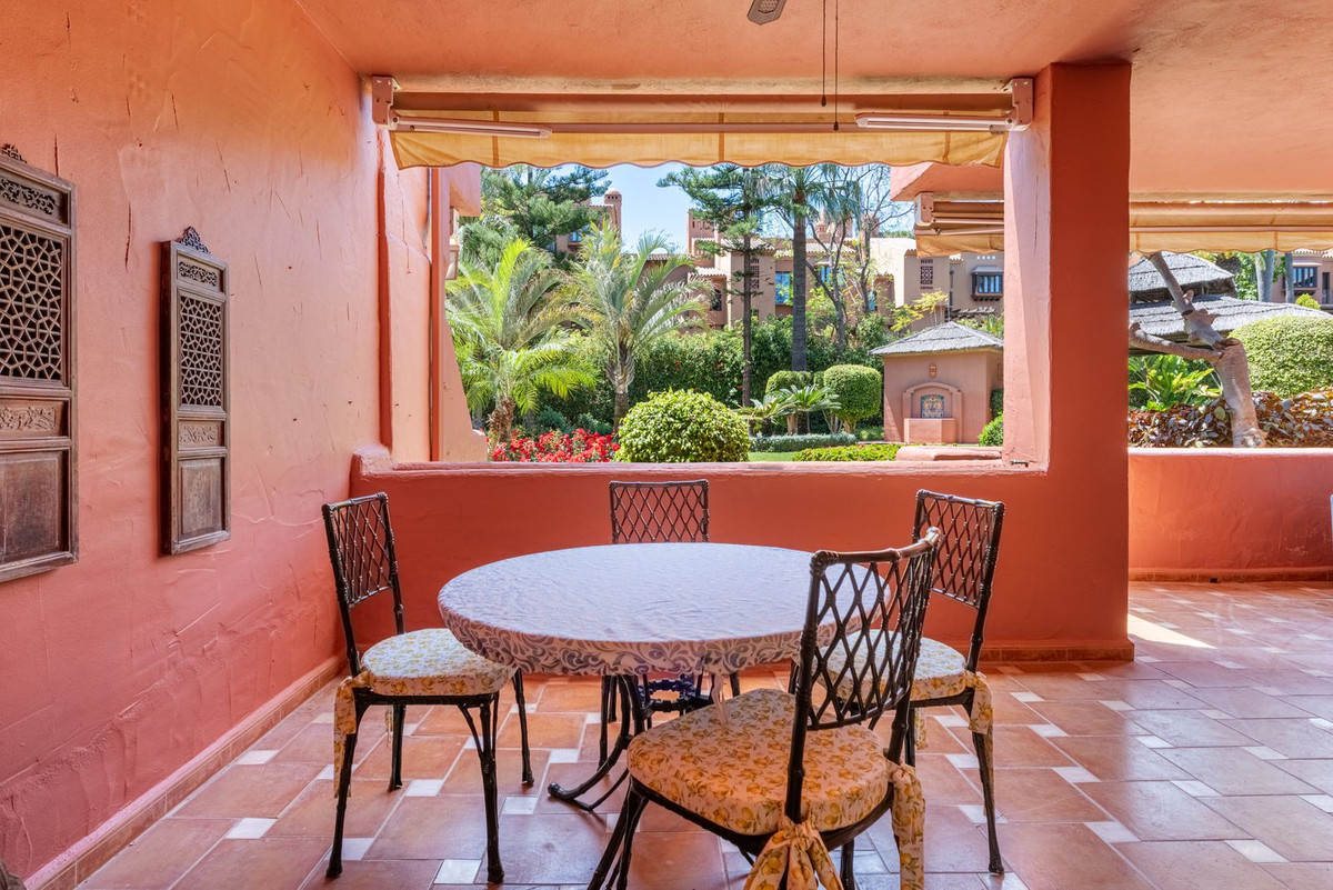 Appartement te koop in Guadalmina Baja | 2 slaapkamers H5367847