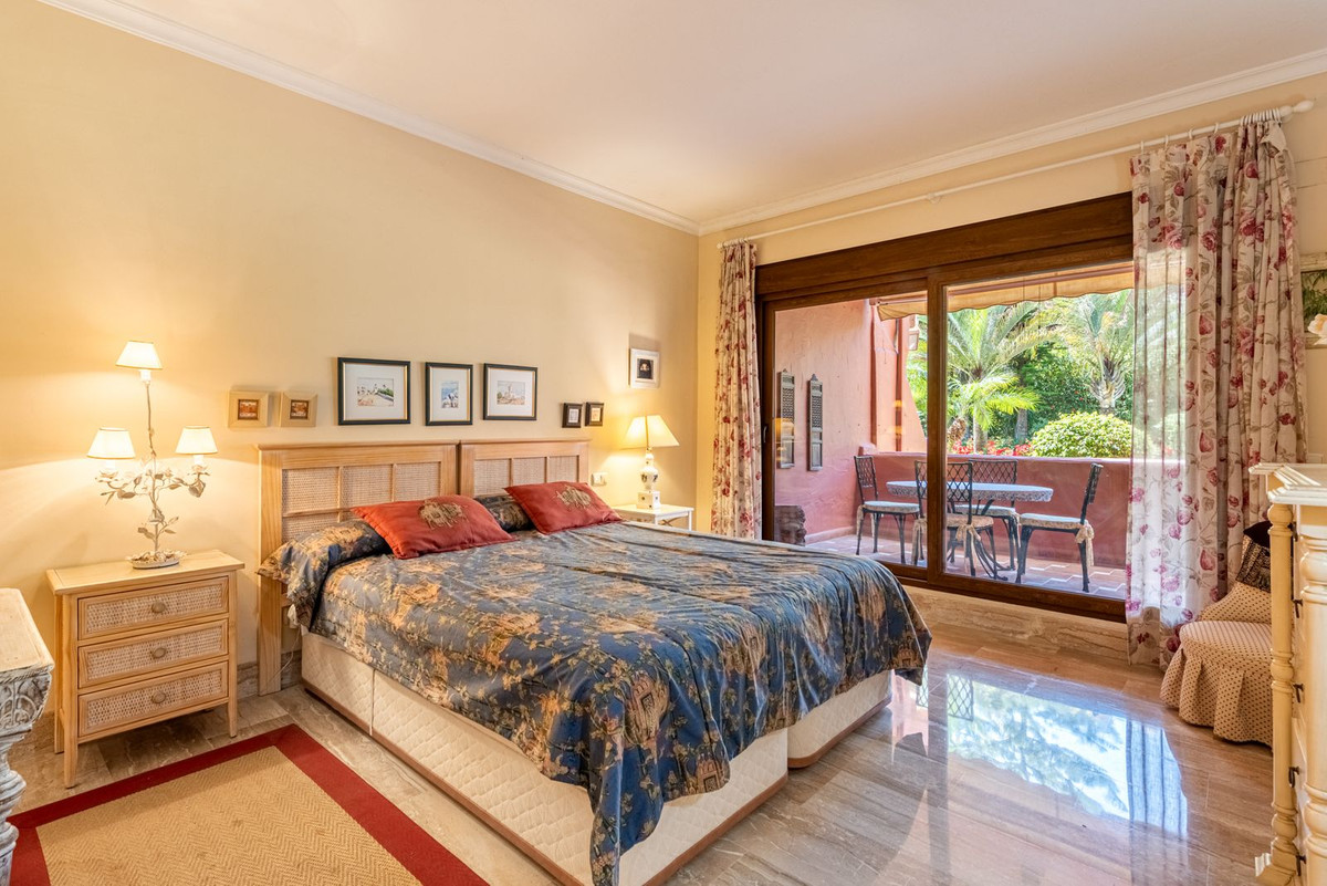 Appartement te koop in Guadalmina Baja | 2 slaapkamers H5367847