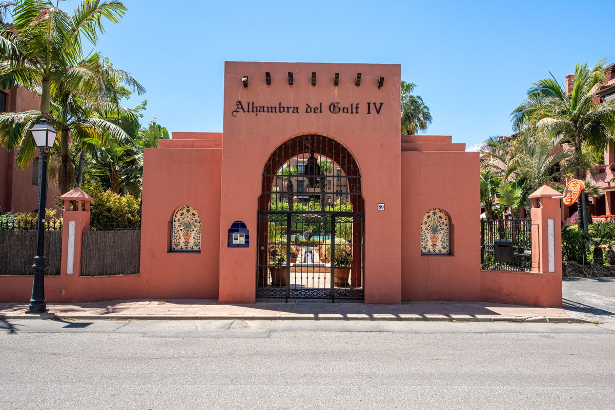 Appartement te koop in Guadalmina Baja | 2 slaapkamers H5367847