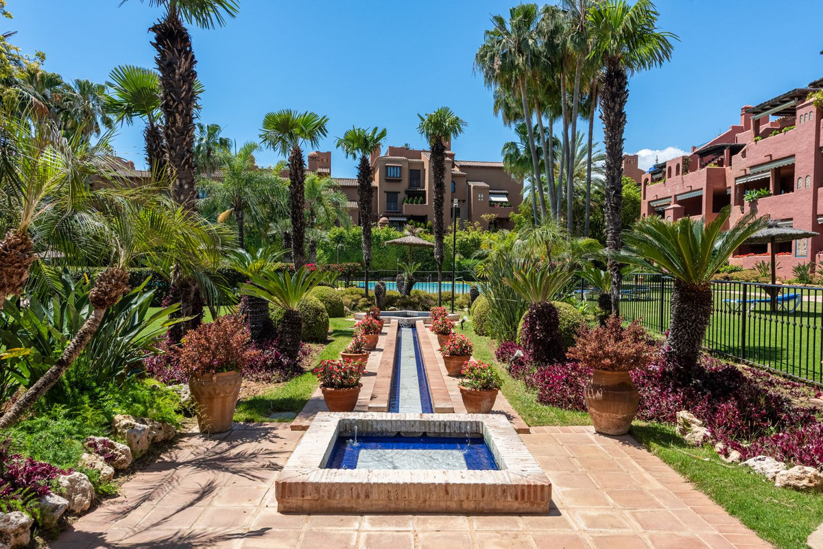 Appartement te koop in Guadalmina Baja | 2 slaapkamers H5367847