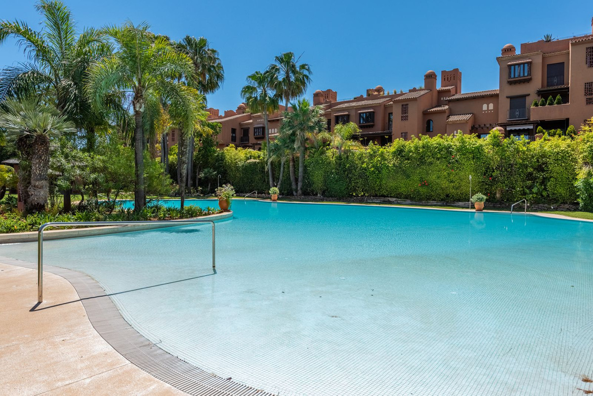 Appartement te koop in Guadalmina Baja | 2 slaapkamers H5367847