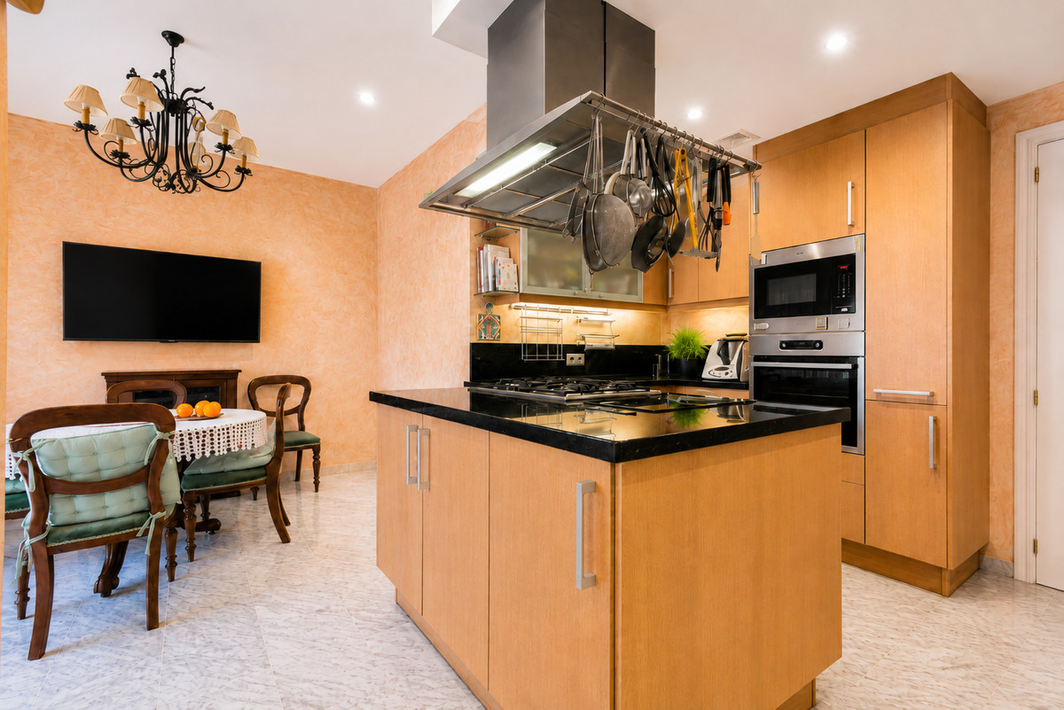 Appartement te koop in Guadalmina Baja | 4 slaapkamers H5463343