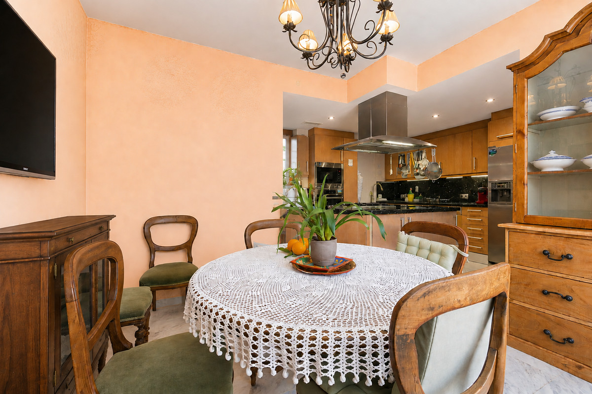 Appartement te koop in Guadalmina Baja | 4 slaapkamers H5463343