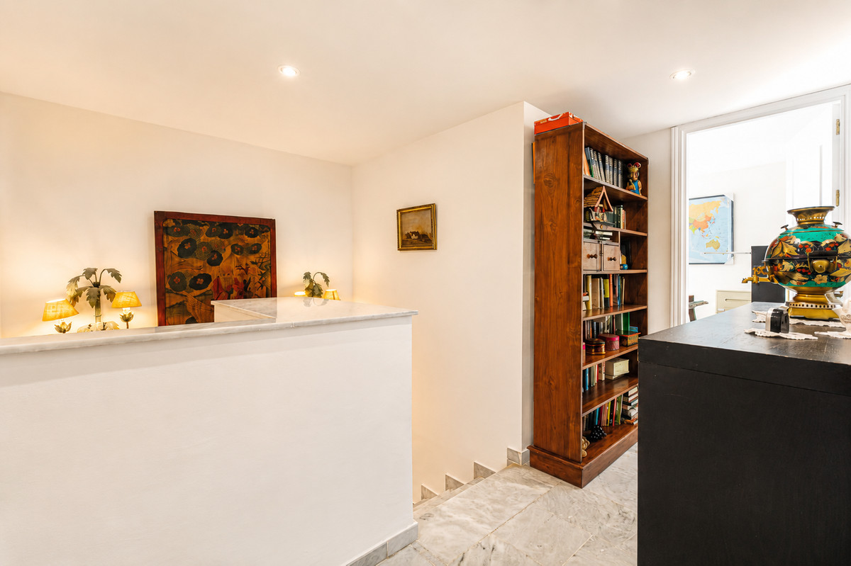 Appartement te koop in Guadalmina Baja | 4 slaapkamers H5463343
