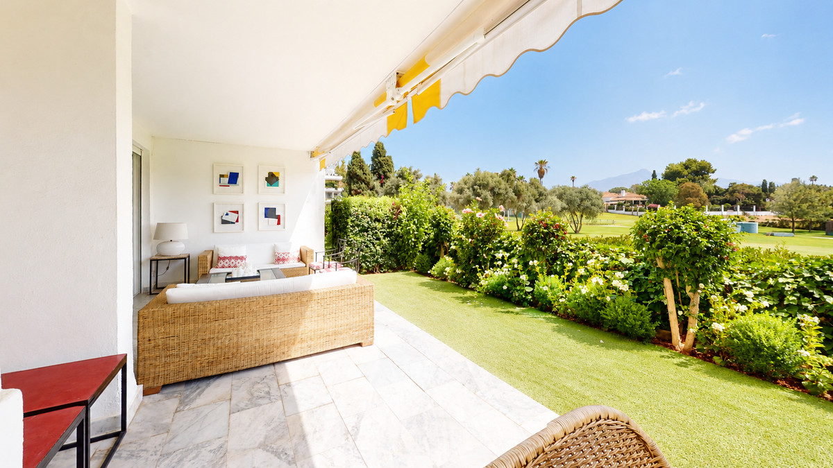 Appartement te koop in Guadalmina Baja | 4 slaapkamers H5463418
