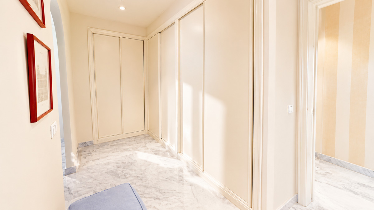 Appartement te koop in Guadalmina Baja | 4 slaapkamers H5463418