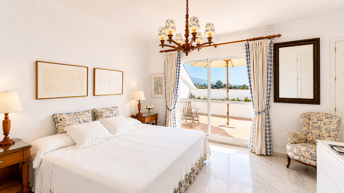 Appartement te koop in Guadalmina Baja | 4 slaapkamers H5465584