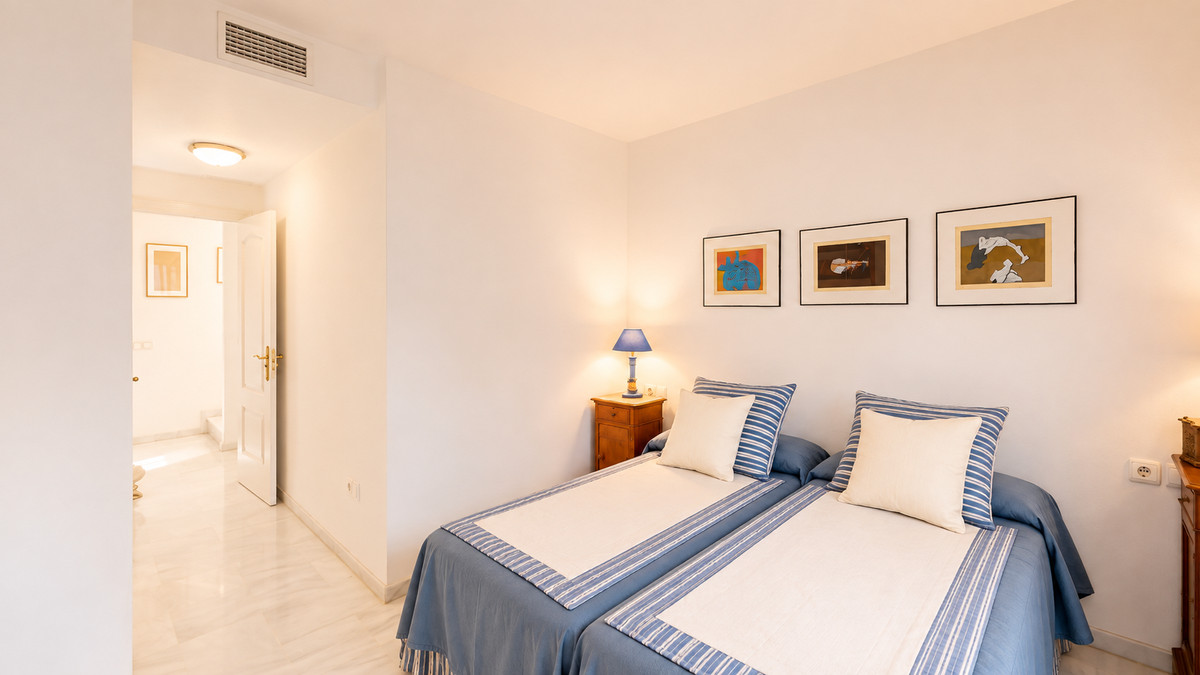 Appartement te koop in Guadalmina Baja | 4 slaapkamers H5465584