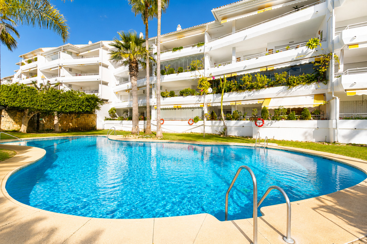 Appartement te koop in Guadalmina Baja | 4 slaapkamers H5465584