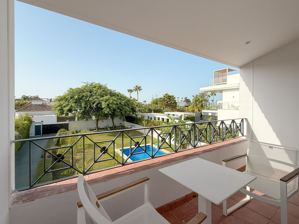 Huis te koop in Guadalmina Baja | 4 slaapkamers H5480920