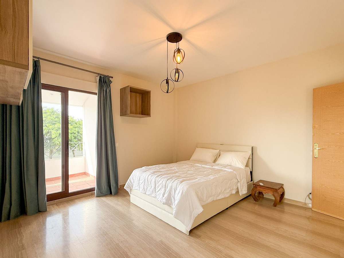 Huis te koop in Guadalmina Baja | 4 slaapkamers H5480920