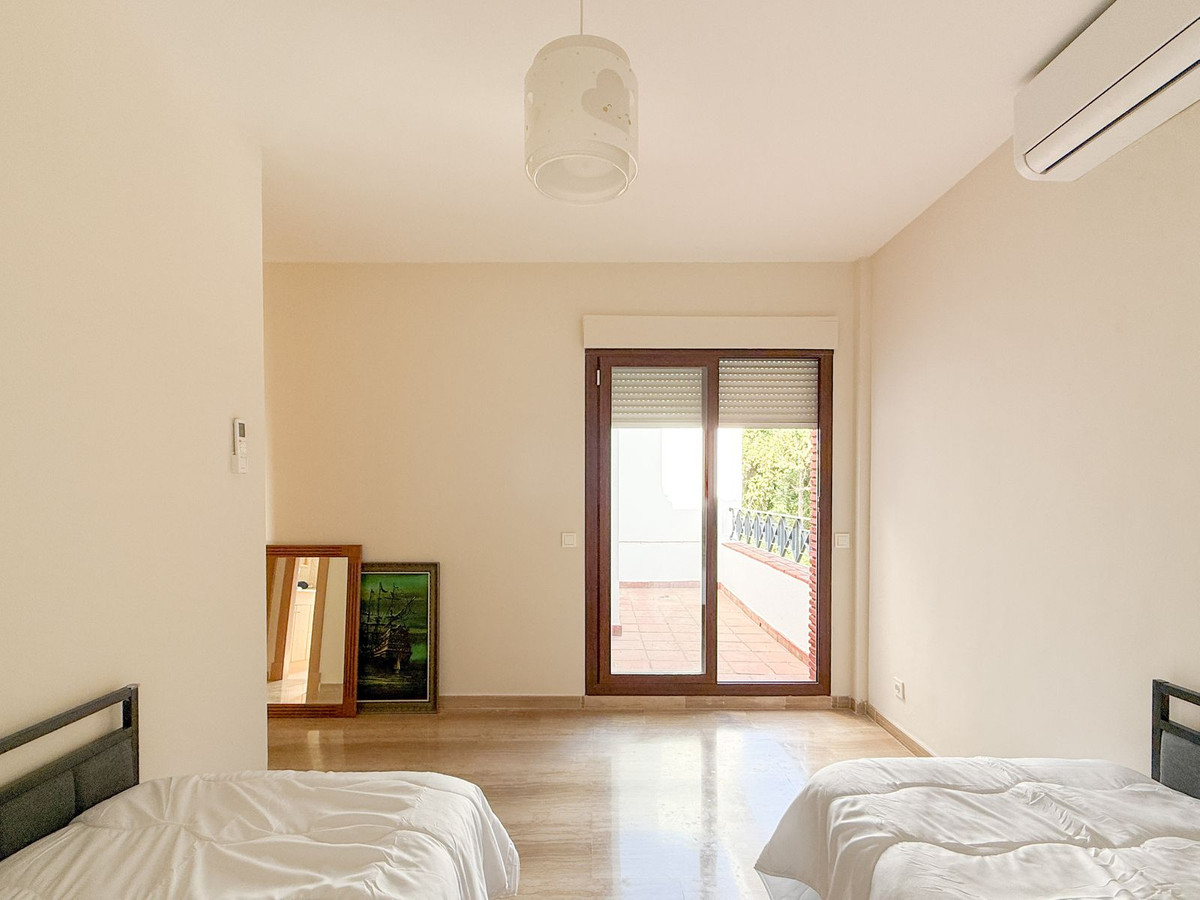 Huis te koop in Guadalmina Baja | 4 slaapkamers H5480920