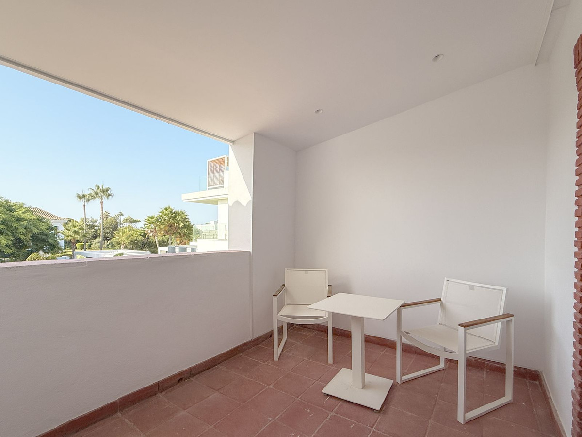 Huis te koop in Guadalmina Baja | 4 slaapkamers H5480920
