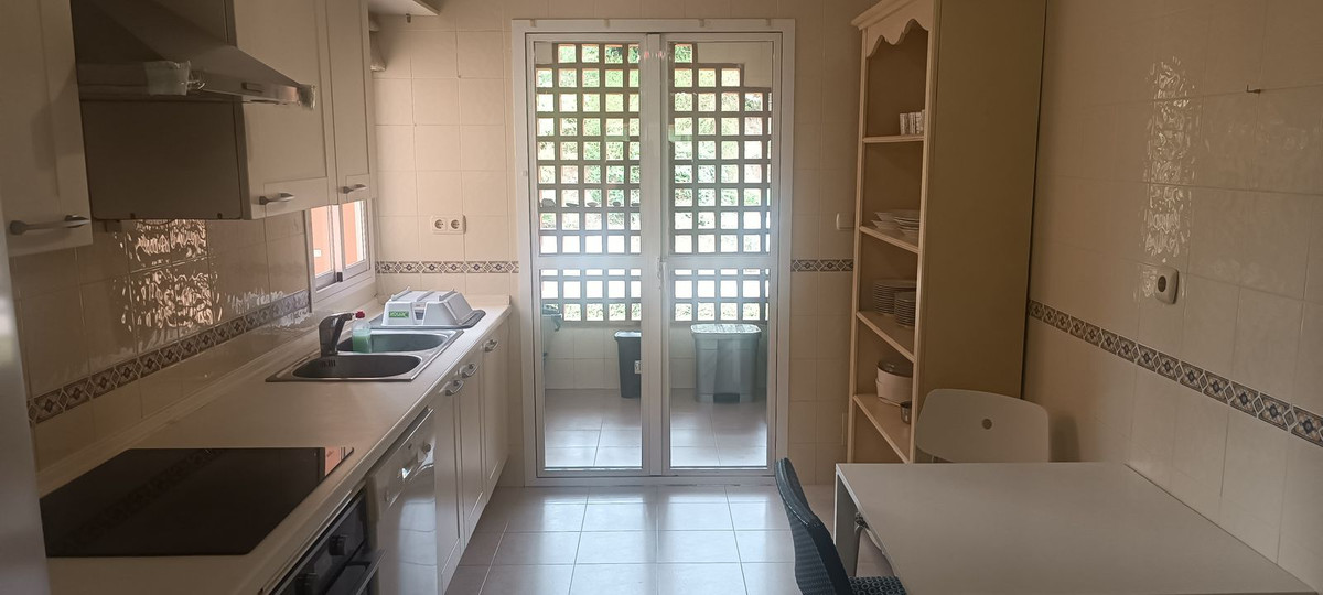 Appartement te koop in Guadalmina Baja | 2 slaapkamers H5511469